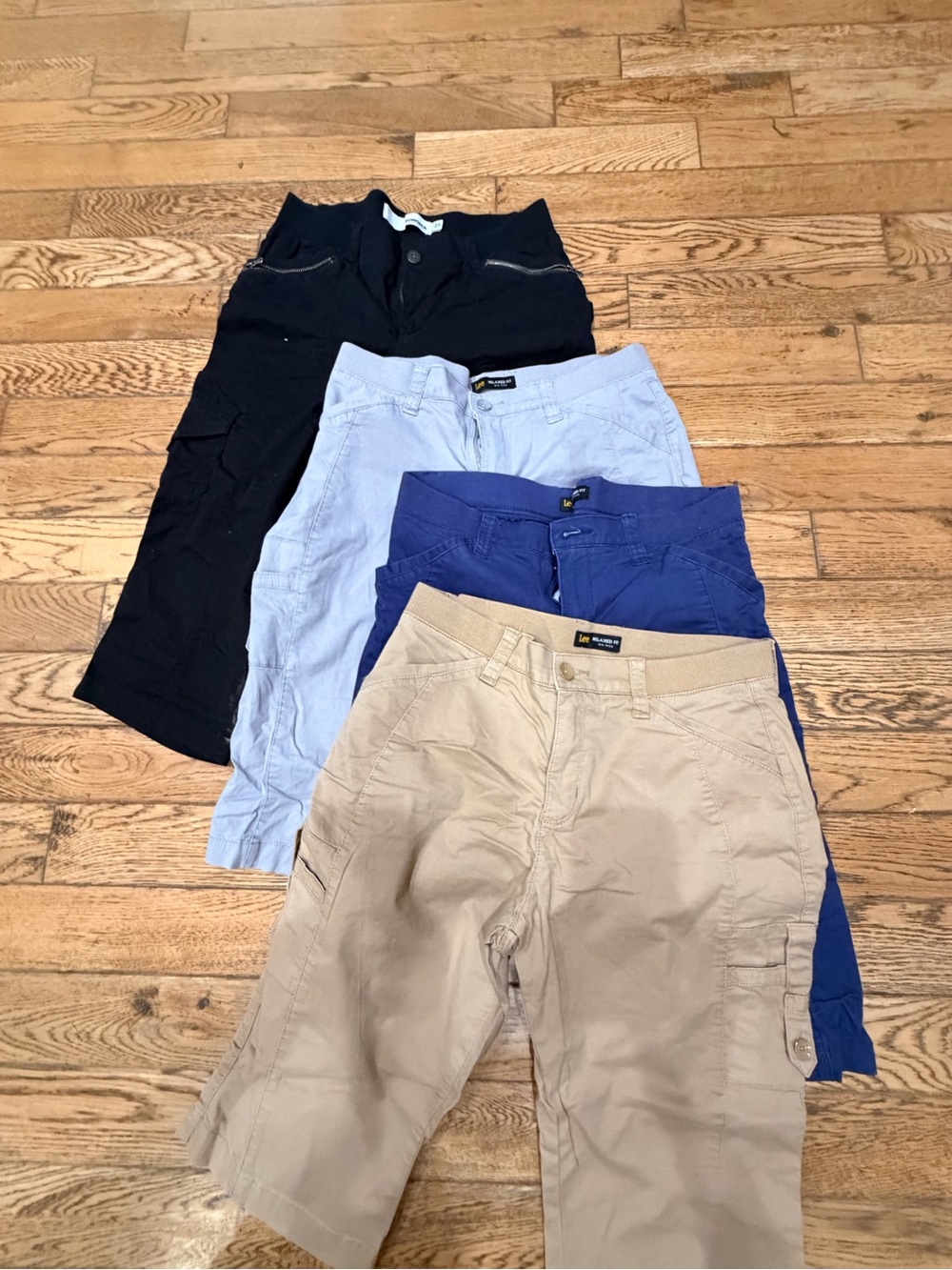 4 for 20!!Women's capris with Elastic Waistband
